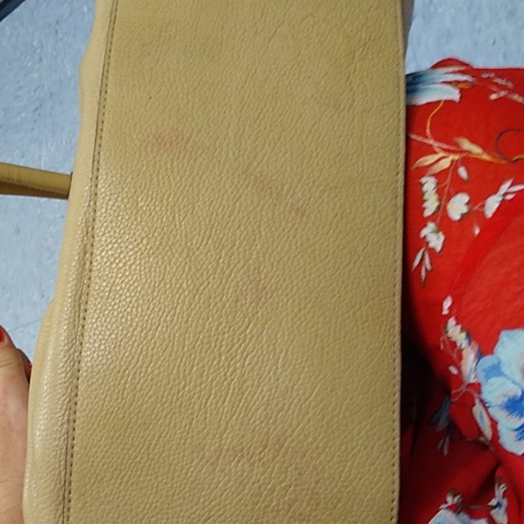 Light tan/beige Kate Spade♠️Stevie Satchel - Picture 6 of 7